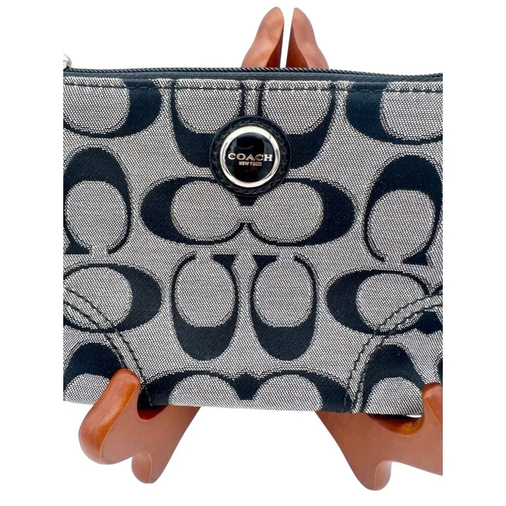 Coach Signature Black Grey Metallic Wristlet Clutch Purse Leather Bag Charm Y2K - Picture 2 of 5